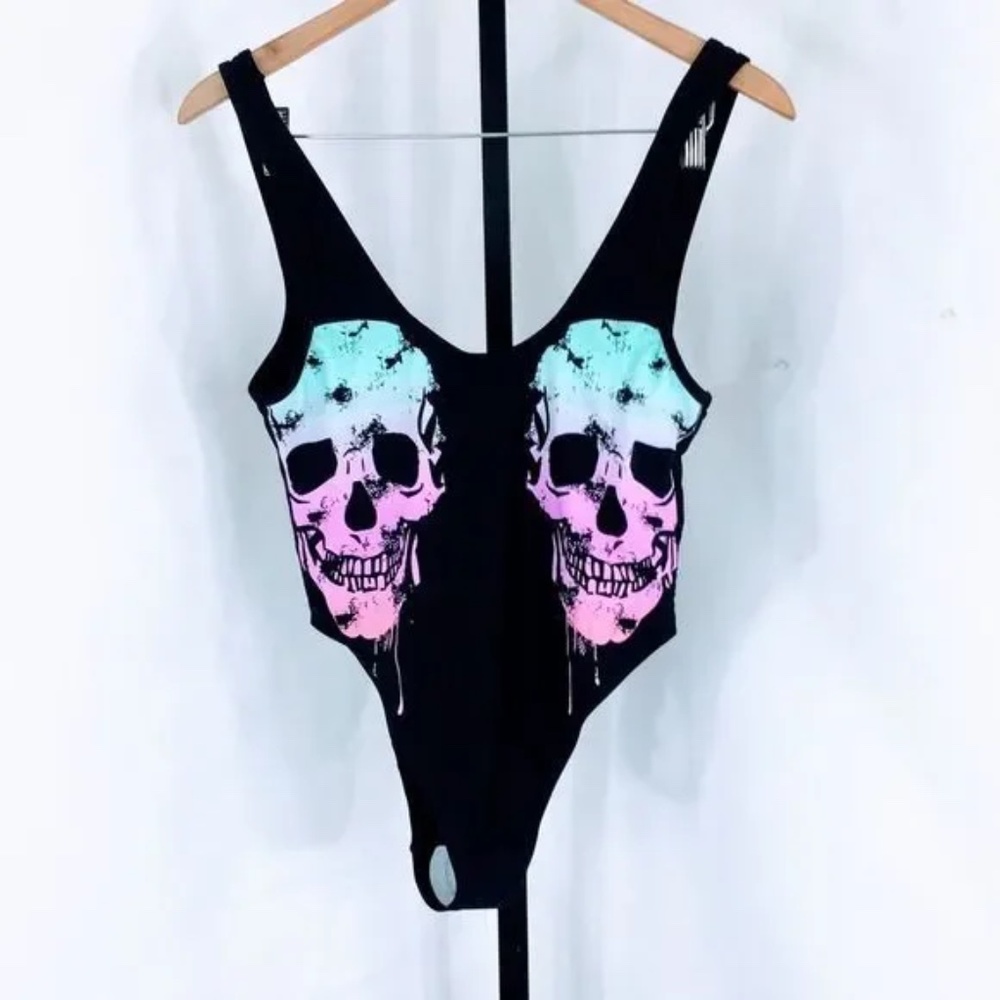 One Piece Bathing Suit Hot Topic Ombre Dripping Skulls Swimsuit - New With Tags